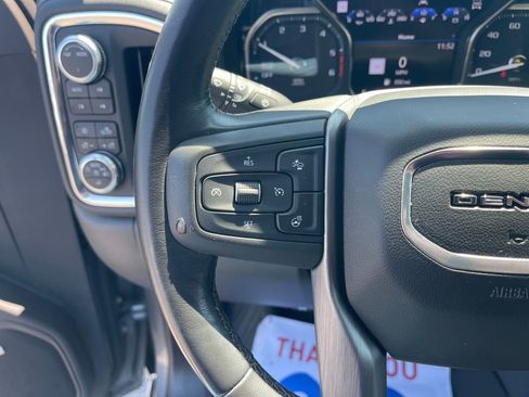 Used 2020 GMC Sierra 1500 Denali w/ Denali Premium Package AWD/4WD image 16