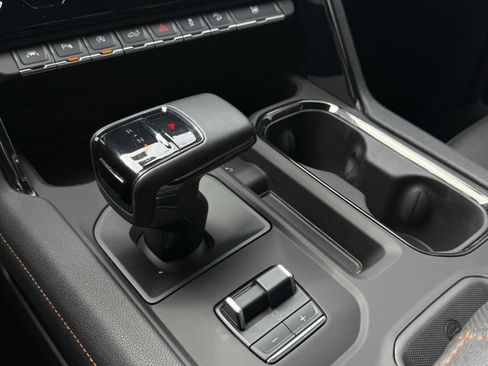 Used 2023 GMC Sierra 1500 AT4 w/ AT4 Premium Package image 42