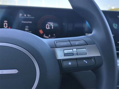 New 2026 Hyundai Kona SE image 29