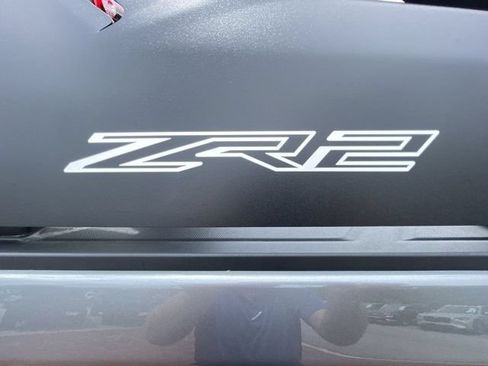 Used 2026 Chevrolet Colorado ZR2 w/ Midnight Edition AWD/4WD image 31