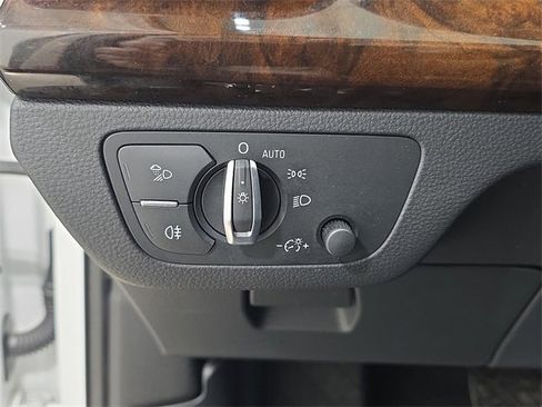 Used 2018 Audi Q5 2.0T Premium Plus w/ Premium Plus Package image 26