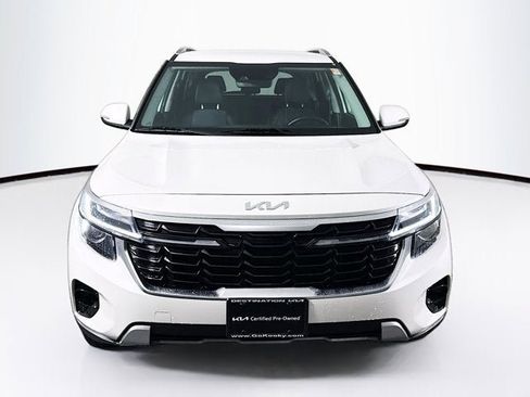Certified 2025 Kia Seltos S image 2