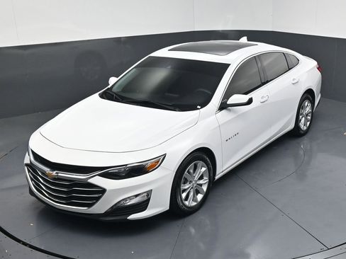 Used 2024 Chevrolet Malibu LT image 12