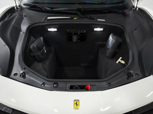Used 2016 Ferrari 488 GTB RWD image 75