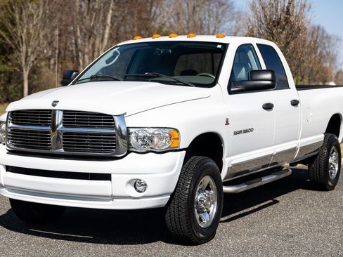 Used 2005 Dodge Ram 3500 Truck SLT image 7