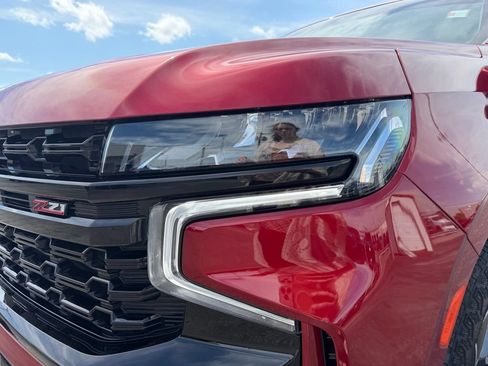Used 2023 Chevrolet Tahoe Z71 w/ Luxury Package AWD/4WD image 10