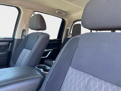 Certified 2024 Nissan Titan SV w/ SV Convenience Package image 19