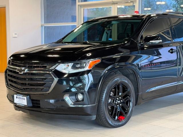 Used 2019 Chevrolet Traverse Premier w/ Redline Edition AWD/4WD image 3