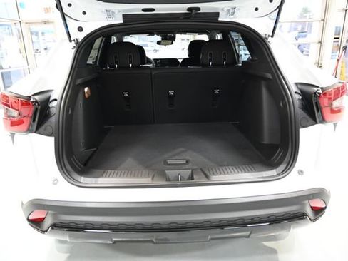 New 2026 Chevrolet Trax RS w/ Driver Confidence Package image 28