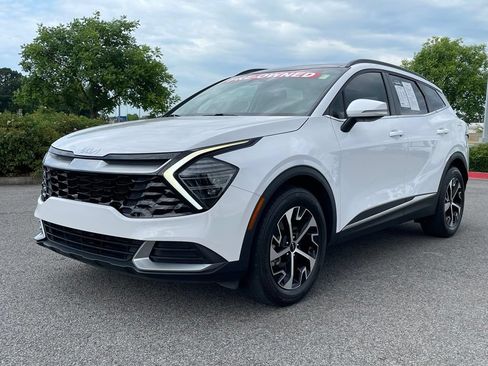 Certified 2025 Kia Sportage EX w/ Premium Package FWD image 3