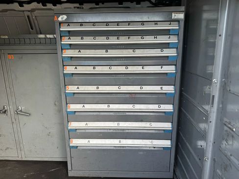 Used 2017 Chevrolet Express 3500 Extended image 23