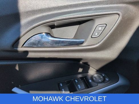 Used 2024 Chevrolet Trax LS w/ LS Convenience Package FWD image 22