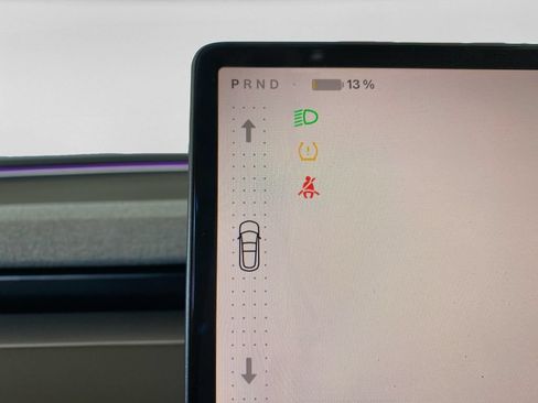Used 2025 Tesla Model 3 RWD image 17