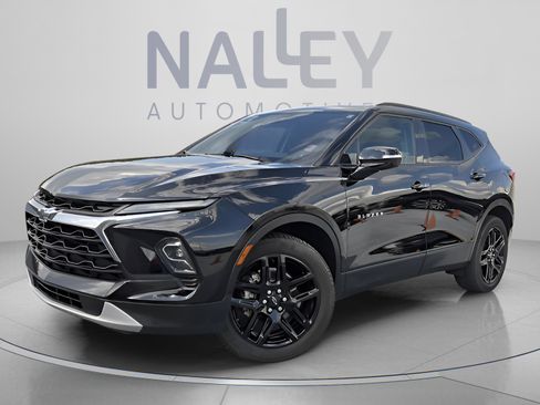 Used 2023 Chevrolet Blazer LT FWD image 1
