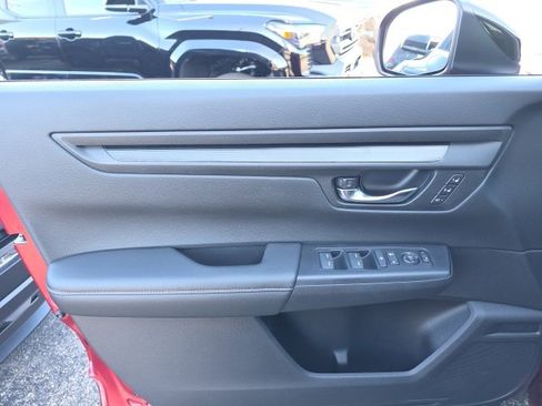 Used 2025 Honda CR-V Sport-L image 13