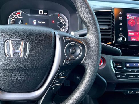 Used 2023 Honda Ridgeline Sport image 24