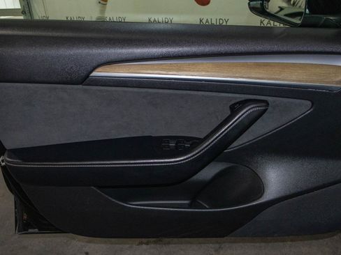 Used 2022 Tesla Model 3 RWD image 12