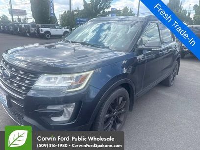 Used 2017 Ford Explorer XLT w/ XLT Appearance Package