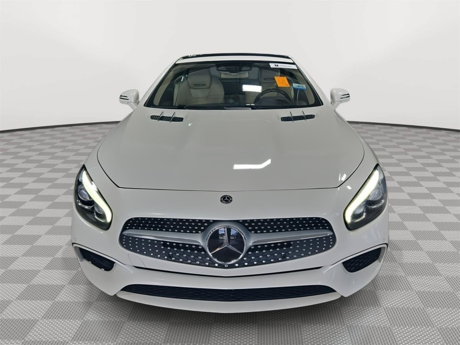 Used 2019 Mercedes-Benz SL 550 image 16