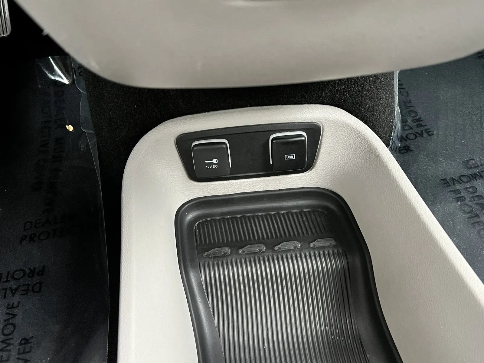 Used 2019 Chrysler Pacifica Touring-L FWD image 35