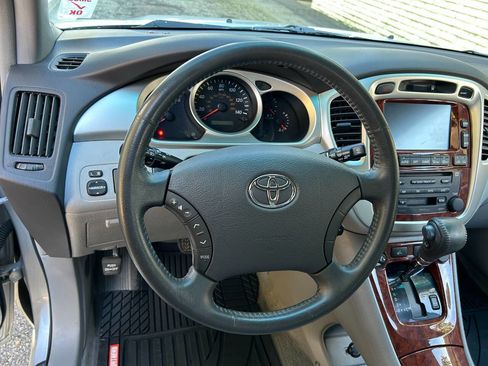 Used 2007 Toyota Highlander Sport image 27