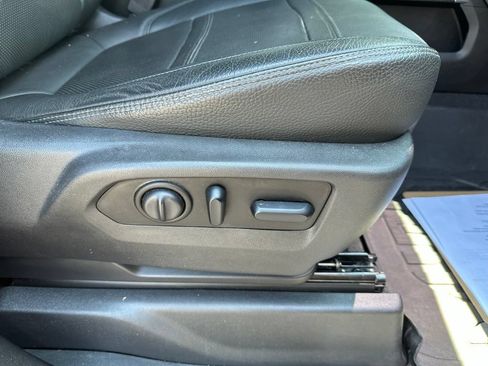 Used 2019 GMC Sierra 1500 Denali w/ Technology Package AWD/4WD image 21