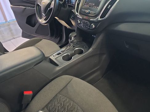 Used 2024 Chevrolet Equinox LT AWD/4WD image 18