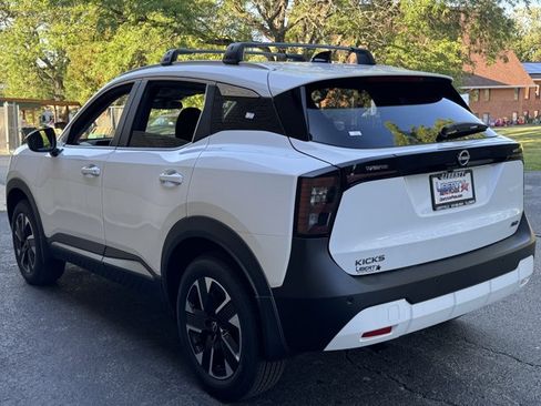 New 2026 Nissan Kicks SV w/ Cold Weather Package AWD/4WD image 20