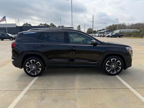Used 2022 GMC Terrain SLT image 6