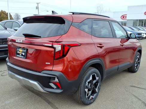 New 2026 Kia Seltos S AWD/4WD image 9