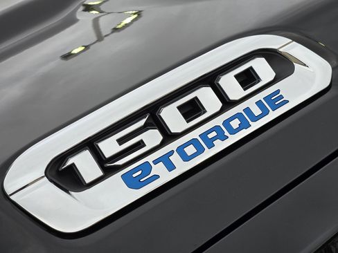 New 2026 RAM 1500 Big Horn AWD/4WD image 9