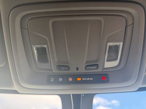 Used 2020 Chevrolet Silverado 2500 LTZ w/ Z71 Off-Road Package image 31