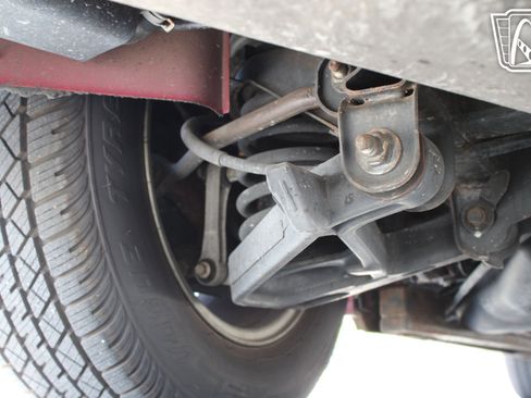 Used 2000 Cadillac Eldorado ESC w/ Comfort/Convenience Pkg image 30