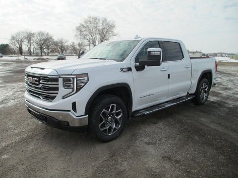 New 2026 GMC Sierra 1500 SLT w/ SLT Premium Plus Package AWD/4WD image 10