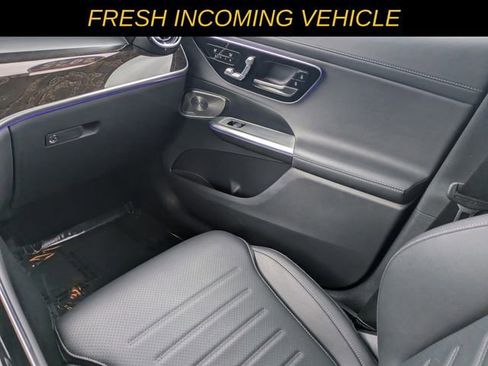 Used 2025 Mercedes-Benz GLC 350e 4MATIC w/ AMG Line image 14
