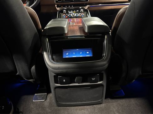 Used 2022 Lincoln Navigator Reserve image 42