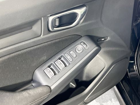 Used 2025 Honda Civic LX image 17