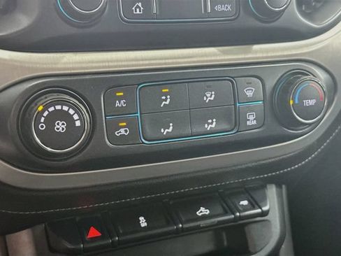 Used 2019 GMC Canyon SLE AWD/4WD image 16