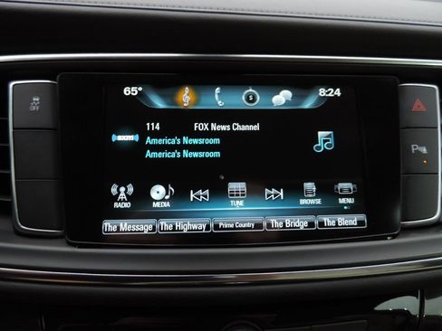 Used 2018 Buick Enclave Essence FWD image 23