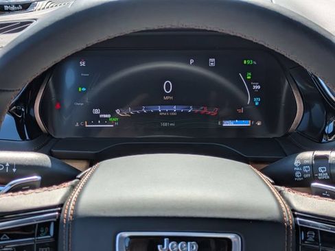New 2024 Jeep Grand Cherokee Summit AWD/4WD image 17