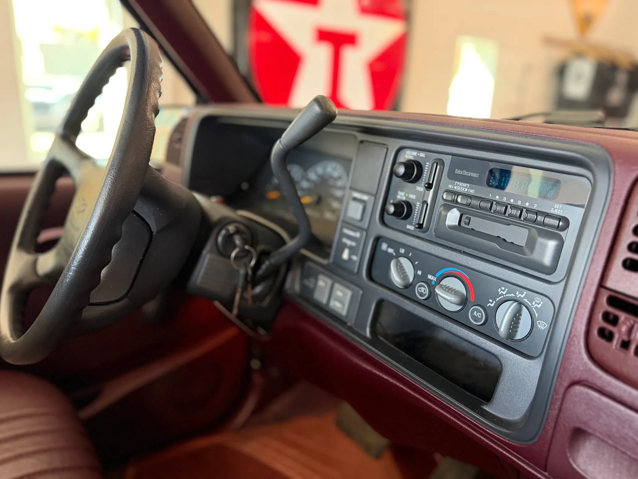 Used 1997 Chevrolet Silverado 1500 4x4 Regular Cab w/ Convenience Pkg image 53