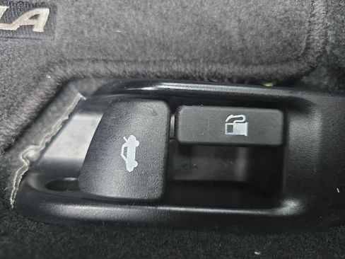 Certified 2024 Toyota Corolla LE image 13