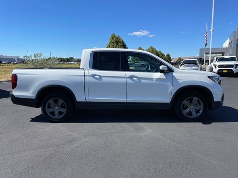 Used 2022 Honda Ridgeline RTL-E image 2