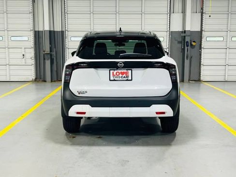 New 2026 Nissan Kicks SV FWD image 15