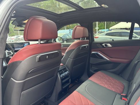 Used 2024 BMW X6 xDrive40i w/ Executive Package image 32