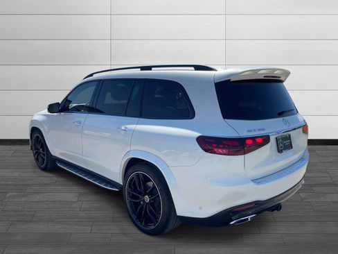 Used 2024 Mercedes-Benz GLS 450 4MATIC image 5