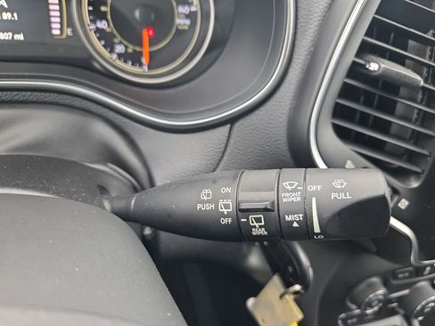 Used 2020 Jeep Cherokee Latitude image 32