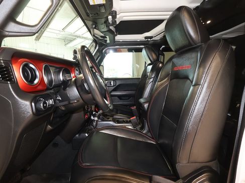 Used 2022 Jeep Wrangler Unlimited Rubicon w/ Xtreme Recon 35" Tire Package AWD/4WD image 23