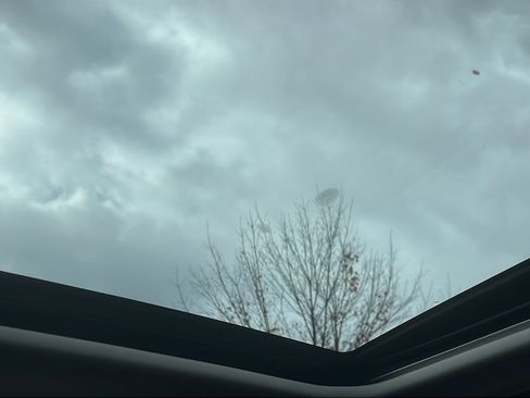 Certified 2024 Subaru Forester Limited image 24