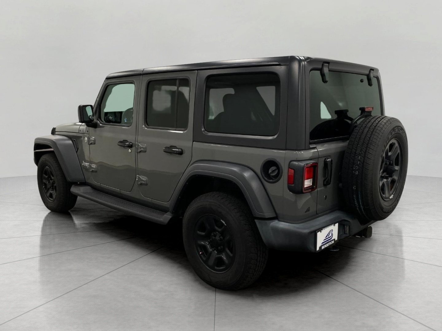 Used 2018 Jeep Wrangler Unlimited Sport AWD/4WD image 38